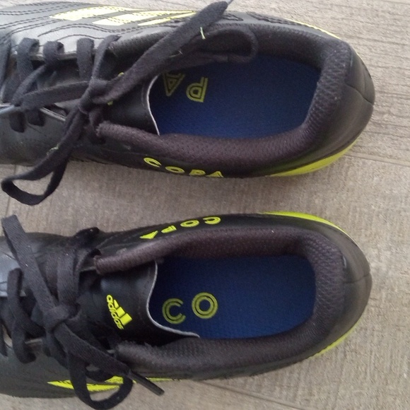 Adidas  Soccer Cleats Black, Green - Picture 4 of 6